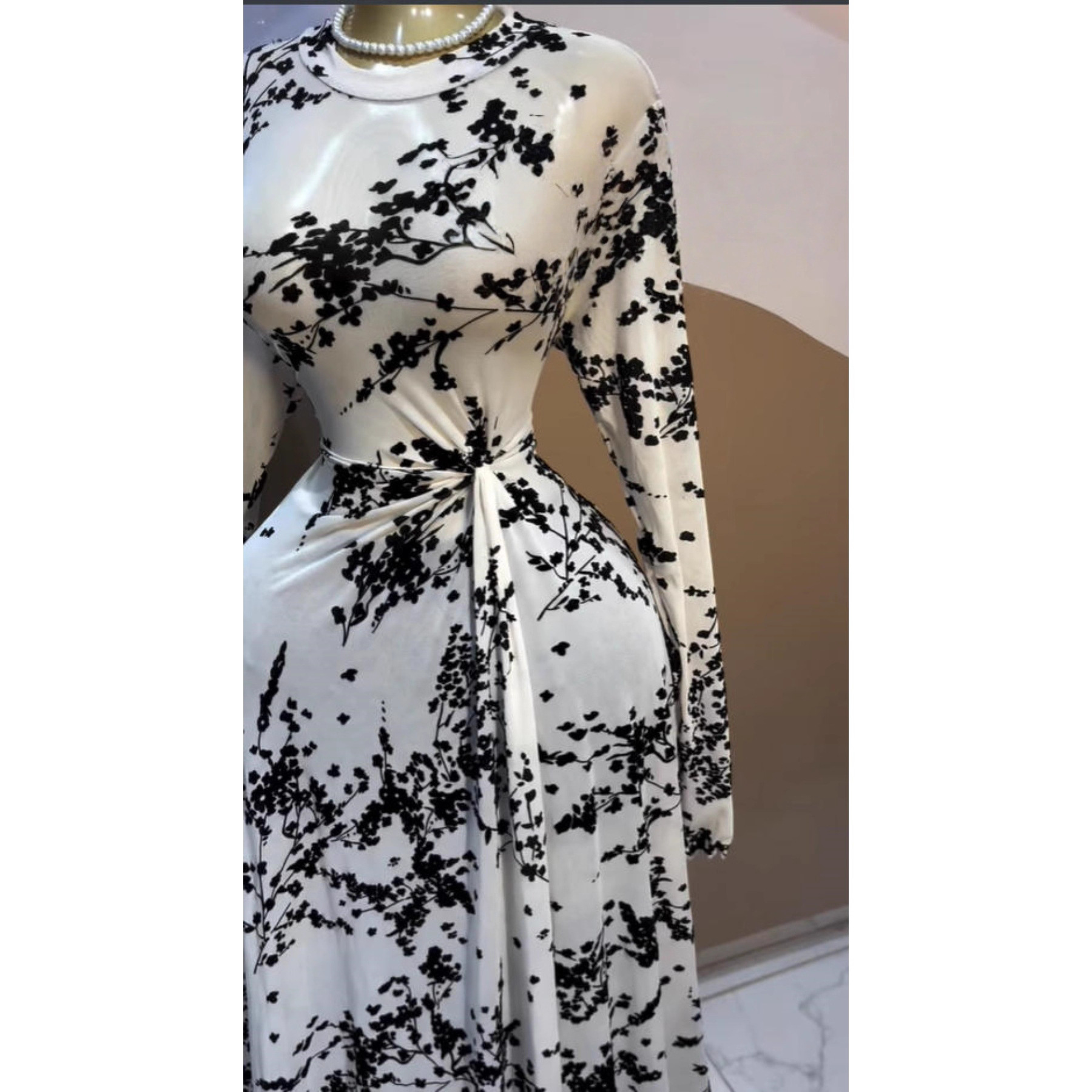 Printed Long Sleeve Sheer Mesh Pleated Maxi Dress for Women - Image 2
